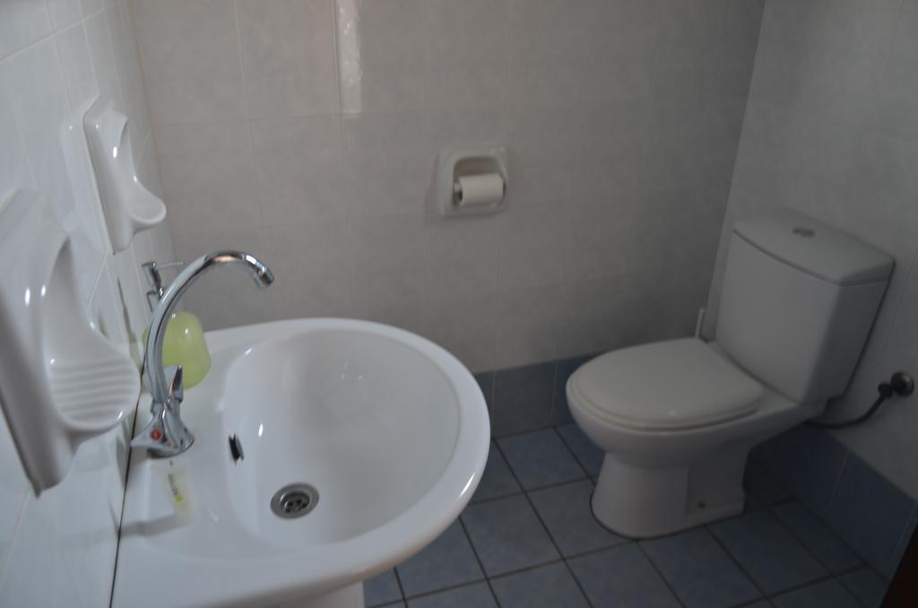 Meltemi Studios Fry Bagian luar foto