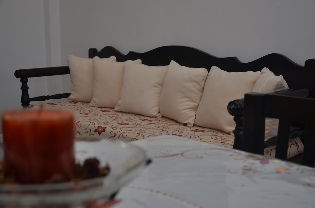 Meltemi Studios Fry Bagian luar foto